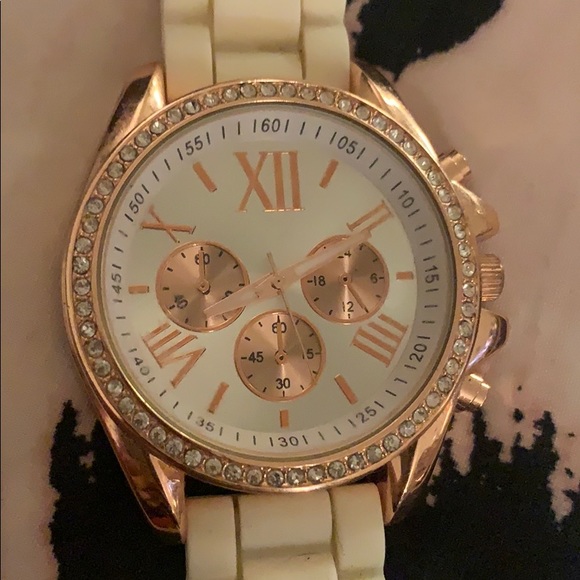 Watch bundle - Picture 2 of 4